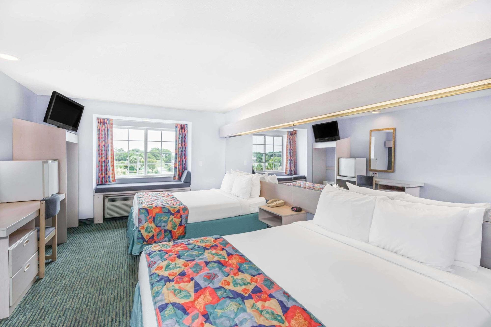 Microtel Inn & Suites By Wyndham Carolina Beach Exterior foto