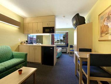 Microtel Inn & Suites By Wyndham Carolina Beach Habitación foto